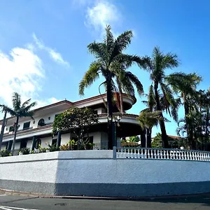https://a-fortaleza-do-pico.madeira-islandshotels.com